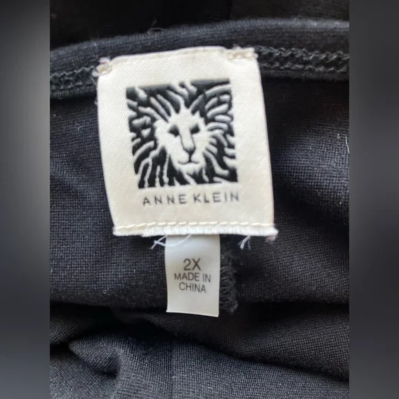 Anne Klein Womens Mesh Accent Bell Sleeved Blouse in Classic Black Sz 2X - Picture 7 of 7